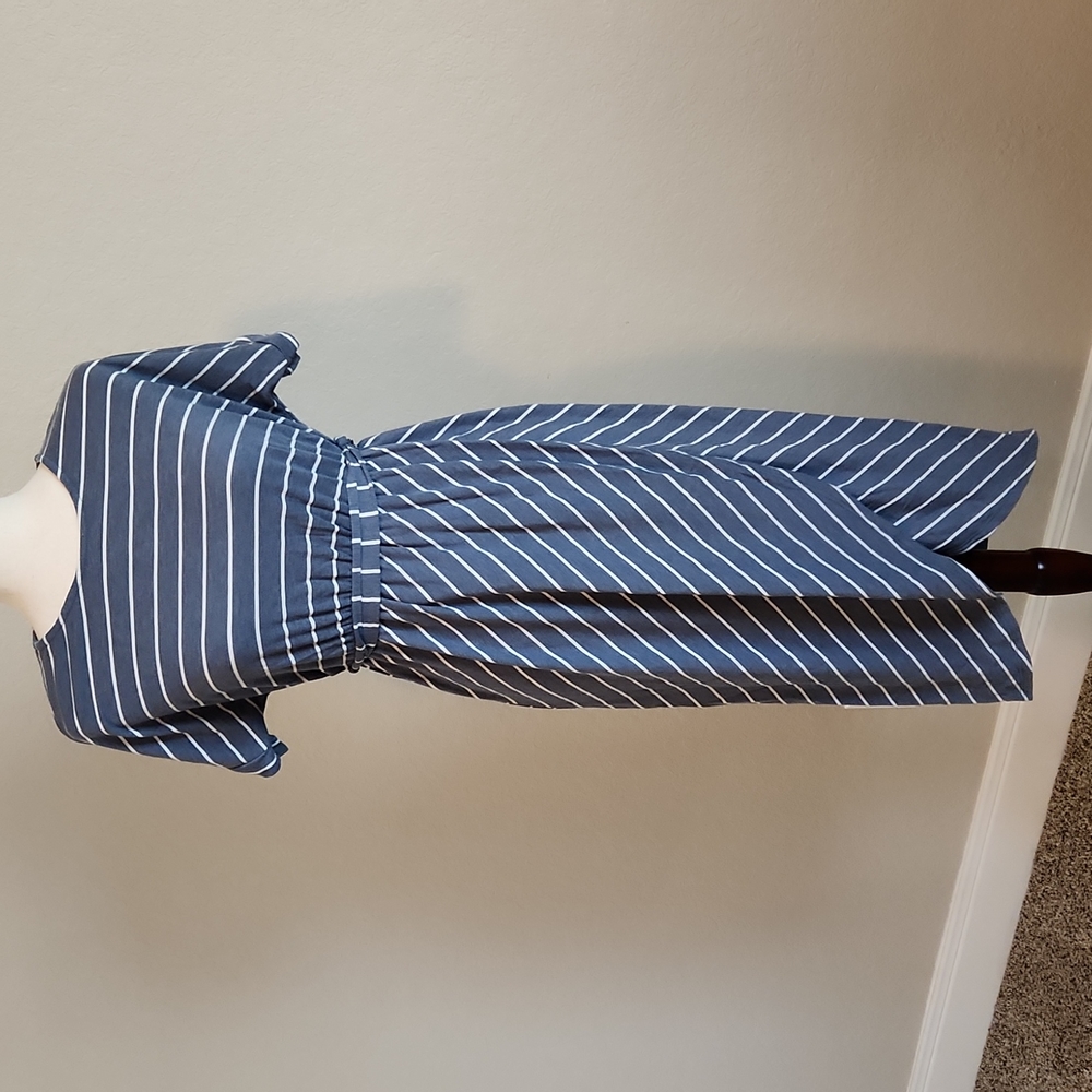 Midi grey/blue Maternity short sleeve dress, front opens, removable waist tie